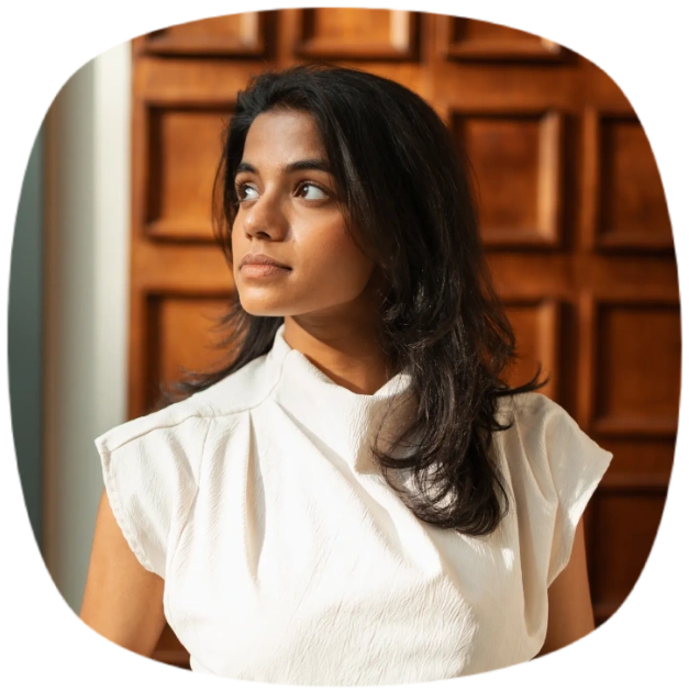 Jurilingua Marathi legal translator reviewing a Mumbai property file
